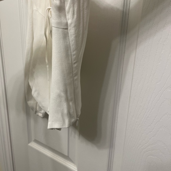 Aritzia Wilfred Novella Blouse - Picture 6 of 8